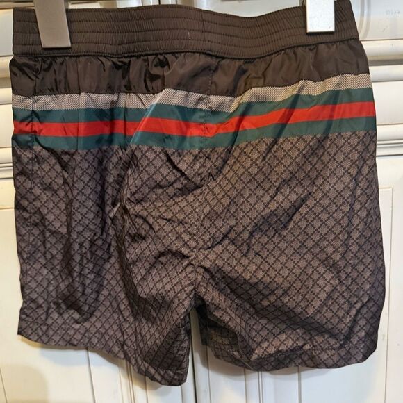Stylish Patterned Swim Shorts - Picture 4 of 9